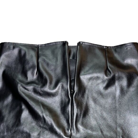 FTF Faux Leather Ruched Skirt - Picture 11 of 14